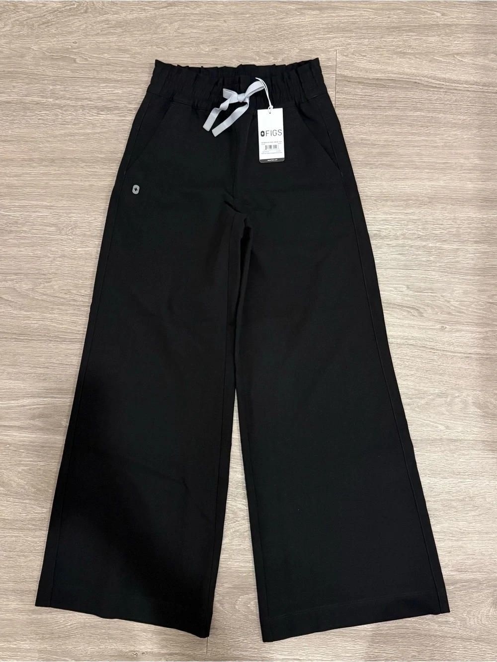 NWT FIGS Allison High Rise Wide Leg Scrub Pant XXSP black